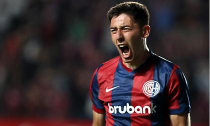 «Αυτές είναι οι λεπτομέρειες της συμφωνίας του Ολυμπιακού με τη Σαν Λορέντσο για τον Γκαστόν Ερνάντες»