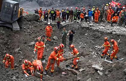 Κίνα: 11 νεκροί και «κούρσα με τον χρόνο» για να βρεθούν επιζώντες μετά από κατολίσθηση - Νέος σεισμός 7 Ρίχτερ εχθές
