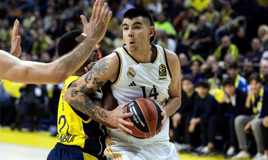 Ντεκ: «Εξαιρετική ομάδα ο Ολυμπιακός»