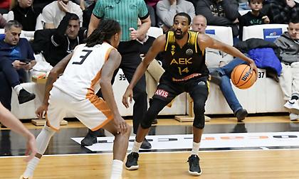 Ο Χόλινς αντικατέστησε τον Χολ στη λίστα της ΑΕΚ Betsson για την Stoiximan Basket League