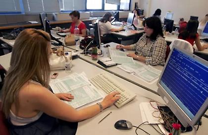 Προσυμπληρωμένες φορολογικές δηλώσεις για μισθωτούς και συνταξιούχους ετοιμάζει η ΑΑΔΕ