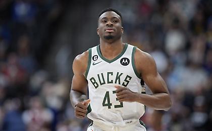 Ο Θανάσης Αντετοκούνμπο έλαβε τρεις ψήφους παικτών για το All Star Game-Στο μηδέν ο Βεζένκοφ