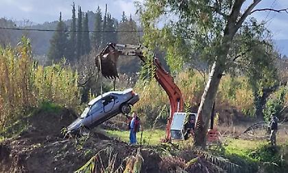 Συνεχίζονται για 13η μέρα οι έρευνες για τον 45χρονο οδηγό που χάθηκε στα νερά χειμάρρου στο Πλουτοχώρι