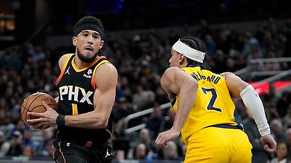 Οι 62 πόντοι του Μπούκερ δεν ήταν αρκετοί για τους Σανς