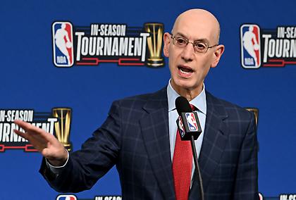 Ανανεώνει τη θητεία του ως κομισάριος του ΝΒΑ ο Άνταμ Σίλβερ