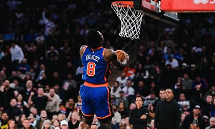 Νικς με «σπασμένα φρένα», διέλυσαν και τους Χιτ!