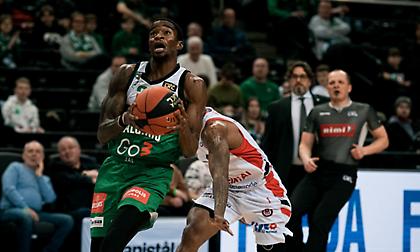 Έτρεχε με... 103 η «καυτή» Ζάλγκιρις και στο βάθος Παναθηναϊκός AKTOR