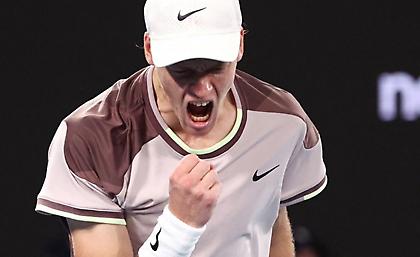 Απίθανος Σίνερ, κατέκτησε το Αυστραλιανό Open με ανατροπή από το 0-2 απέναντι στον Μεντβέντεφ