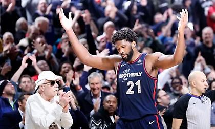 Έμεινε εκτός και στο ματς με Νάγκετς ο Εμπίντ - Κινδυνεύει να χάσει το MVP λόγω του ορίου παιχνιδιών!