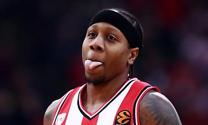 Κάνααν: «Έκανε πολύ κρύο έξω, είπα να φέρω λίγη ζέστη στο γήπεδο»