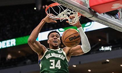 Πέμπτη πιο δημοφιλής φανέλα στο NBA του Αντετοκούνμπο - Πρώτος ο Κάρι, τέταρτος ο Γουεμπανιάμα!