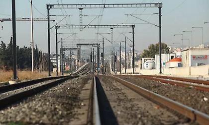 Κακουργηματικές διώξεις αντιμετωπίζει 19χρονος που έκοβε καλώδια στον ΗΣΑΠ