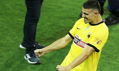 Μέσα και ο Γαλανόπουλος στην ΑΕΚ - Επέστρεψε ο Μάνταλος