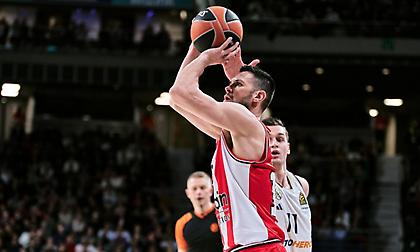 Στο Μόναχο με Παπανικολάου στο 3.20 ο Ολυμπιακός