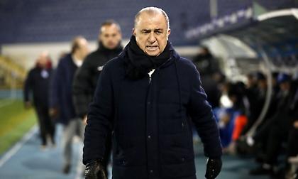 Αθανασίου: «Έφτασε ο κόμπος στο χτένι με Λουτσέσκου - Γεμίζει το οπλοστάσιο του Τερίμ»