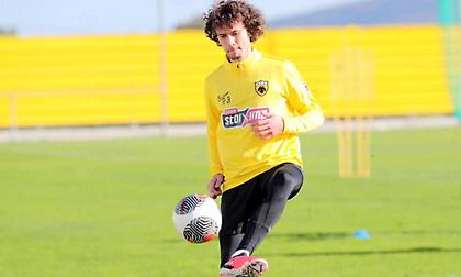 ΑΕΚ: Ο Λιούμπιτσιτς… εν δράσει με τα κιτρινόμαυρα (pics)