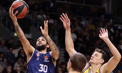 Έκανε ό,τι ήθελε την Άλμπα κι ελπίζει για εξάδα η Βαλένθια