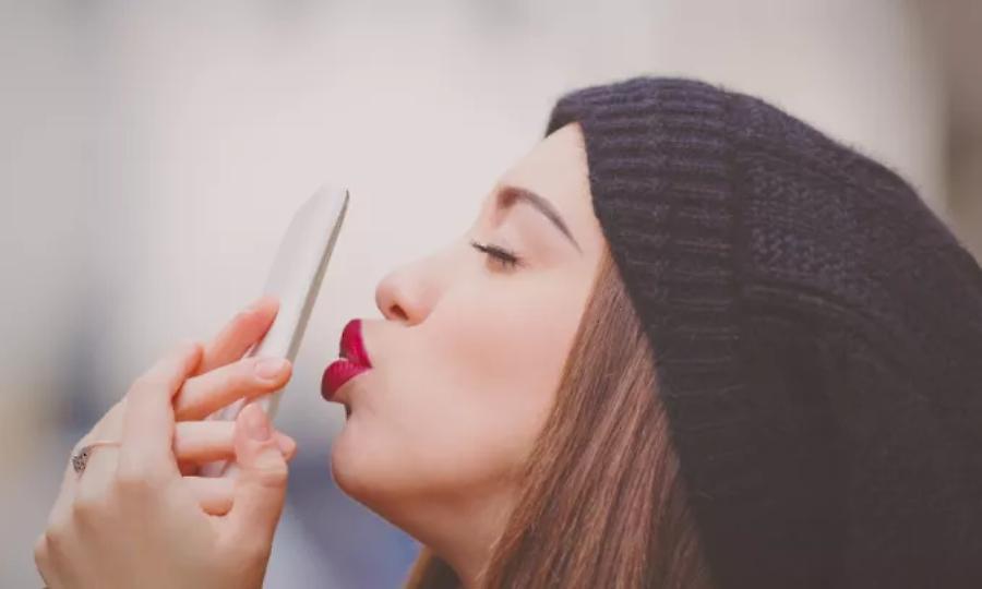 Εταιρεία δίνει 10.000 δολάρια σε όποιον δεν χρησιμοποιήσει το κινητό του για έναν μήνα!