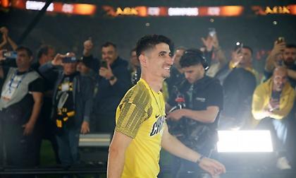 Μάνταλος: «Κάτι μου λέει ότι θα κλείσω την καριέρα μου στην ΑΕΚ»