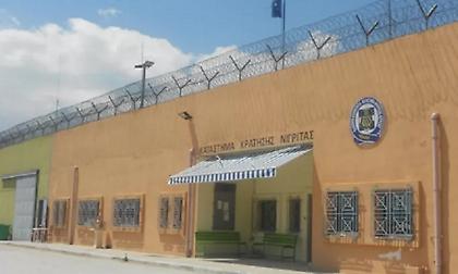 Εξέγερση χθες τη νύχτα στις φυλακές Νιγρίτας - Για 4 ώρες οι κρατούμενοι συγκρούονταν με τους φρουρούς