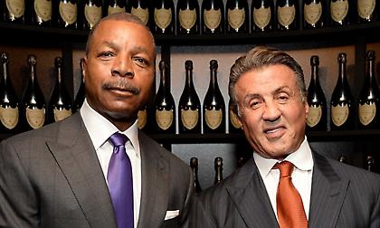 «Απόλλο, συνέχισε να ρίχνεις γροθιές»: Συγκινητικό «αντίο» του Σταλόνε στον Καρλ Γουέδερς