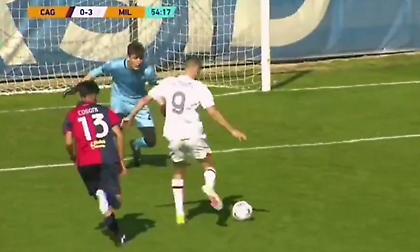 Κάνει… πλάκα ο Καμάρντα: Πρώτα άδειασμα σε αντίπαλο, μετά σκόραρε με τσιμπητό πλασέ!