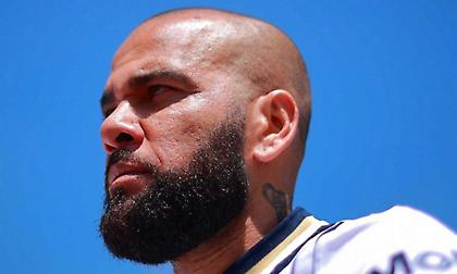 Σοκάρει η 23χρονη που κατηγορεί τον Ντάνι Άλβες: «Είχε γλοιώδη στάση, με χούφτωσε στα γεννητικά όργανα»