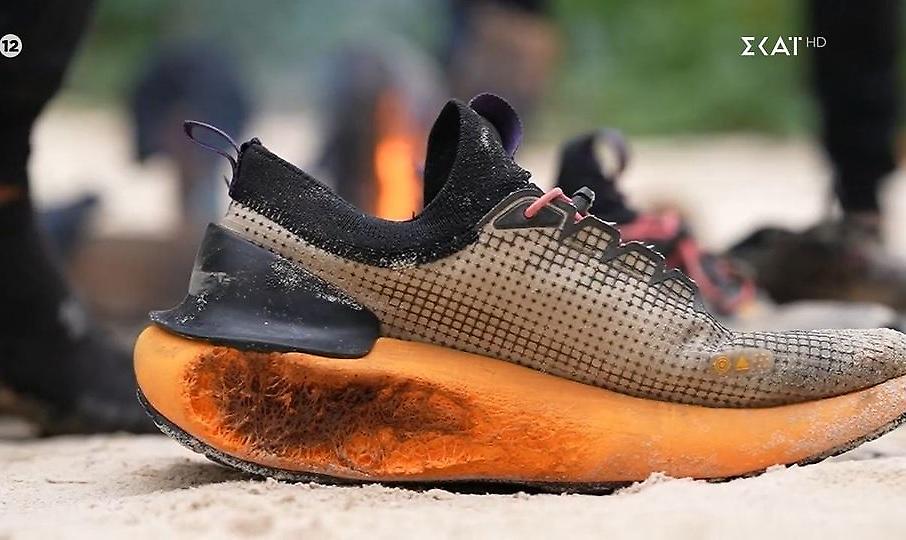 Survivor: Οι Διάσημοι έκαψαν τα παπούτσια τους