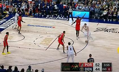 Αδιανόητο «γλέντι»: Ο Γιόκιτς έκανε τρομερή προσποίηση και… κοκκάλωσε ο Έιτον