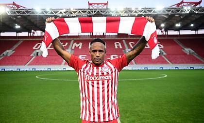 Καμπράλ: «Δεν το σκέφτηκα δεύτερη φορά όταν άκουσα για το ενδιαφέρον του Ολυμπιακού»