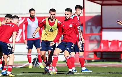 Η αποστολή της Κ19 του Ολυμπιακού για το ματς με την Ίντερ