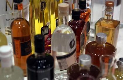 Μείωση του ΕΦΚ: Οι ευεργετικές επιπτώσεις στα αλκοολούχα ποτά