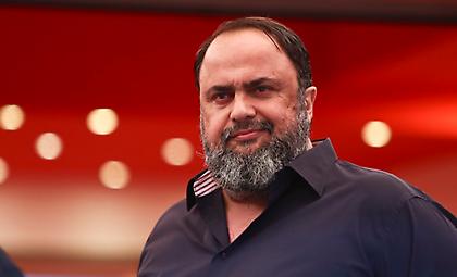 Αποθέωσε την Κ19 στα αποδυτήρια ο Μαρινάκης: «Να μας δώσετε εσείς τη χαρά που μας έχουν στερήσει οι μεγαλύτεροι φέτος»