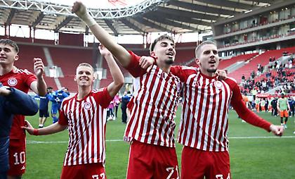 Οι πιθανοί αντίπαλοι στους «16» & η μέρα της κλήρωσης για τους Νέους του Ολυμπιακού