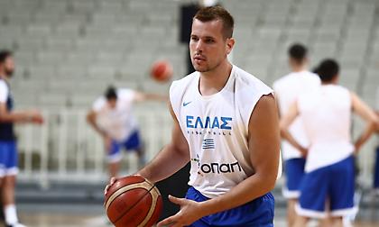 Πήραν τα δικαιώματα του Αγραβάνη οι Μπακς!