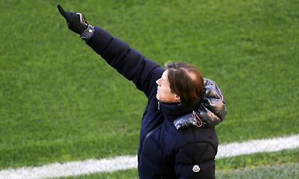 Τσακίρης: «Αυτή είναι η πιθανή 11άδα της ΑΕΚ - Ενδιαφέρον αν θα συνεχιστεί η κυριαρχία του Αλμέιδα επί του Λουτσέσκου»