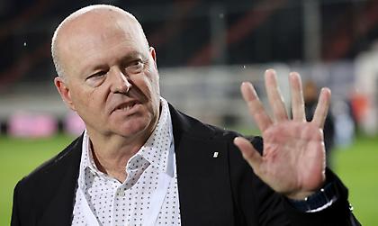 «Θα είμαι πάντα δίπλα σας, οι λεπτομέρειες δεν μας επέτρεψαν να τα καταφέρουμε»: Το «αντίο» του Μελ στον ΟΦΗ