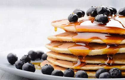 Πώς να φτιάξεις τέλεια pancakes, σύμφωνα με την επιστήμη!