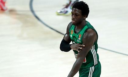 Πρόστιμο της Ευρωλίγκας στον Ναν για τις δηλώσεις περί διαιτησίας - Βαριά «καμπάνα» στον Ερυθρό Αστέρα