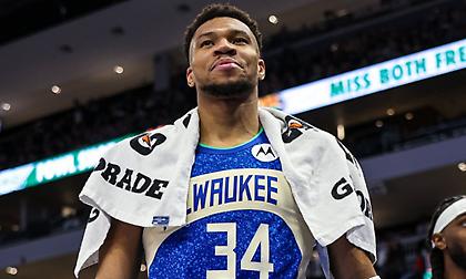 Σαρωτικός Γιάννης Αντετοκούνμπο: Τα highlights της εμφάνισης απέναντι στους Μπακς