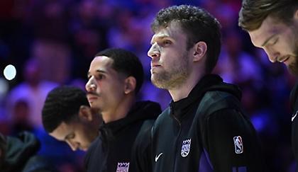 Ζημιά με Βεζένκοφ στους Κινγκς: Εκτός για 4-6 εβδομάδες!