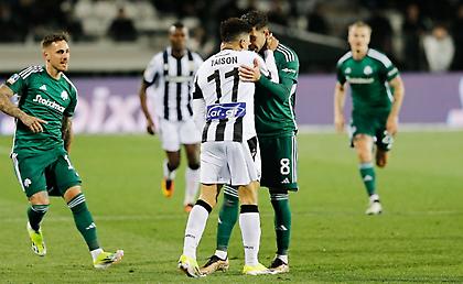 Τρελή ένταση μεταξύ Τάισον και Μπακασέτα - Πιάστηκαν στα χέρια και αποβλήθηκαν αμφότεροι!