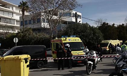 Μακελειό στη Γλυφάδα - δικηγόρος οικογένειας Καρνέση: Ο δράστης είχε σκοπό να πάρει όμηρο την Δέσποινα Καρνέση