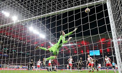 Ο Λούνιν «αντέγραψε» τον ανίκητο Κουρτουά στον τελικό του Champions League με τη Λίβερπουλ!