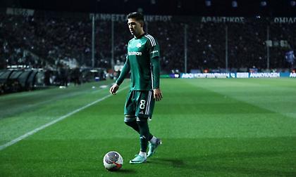 Μπακασέτας: «Συγγνώμη, ήταν λάθος μου - Ατυχής η προσπάθεια σύνδεσης μιας αψιμαχίας με την Εθνική Ελλάδας»