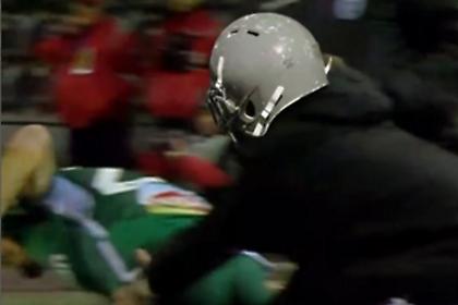 Επικό troll του Παναθηναϊκού: Φόρεσε κράνος NFL στον Τόμας και ρώτησε τον Καρλαύτη για το κράτημα στον Μλαντένοβιτς