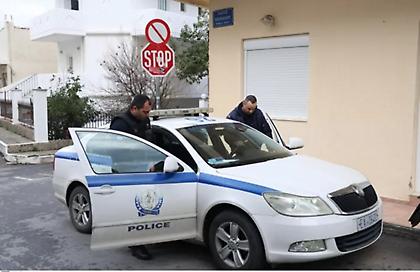 Ηράκλειο: «Ελάτε υπάρχει μία γυναίκα χτυπημένη» – Το τηλεφώνημα στο ΕΚΑΒ που αποκάλυψε τη γυναικοκτονία