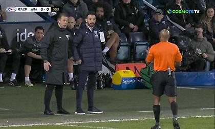 Δέχθηκε κόκκινη-έπος ο Κορμπεράν: Νόμιζε πως η μπάλα είχε βγει και την κοντρόλαρε!