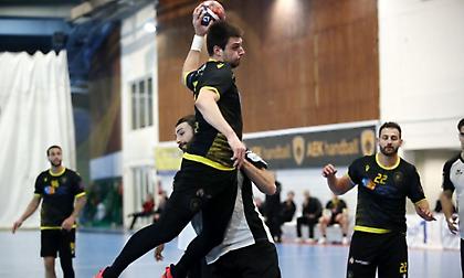 «Καθάρισε» το ντέρμπι με ΠΑΟΚ η ΑΕΚ