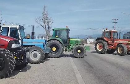 Σύσκεψη υπό τον Μιχάλη Χρυσοχοΐδη για την «κάθοδο» των αγροτών με τα τρακτέρ